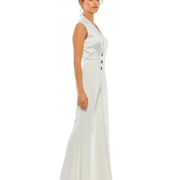 Mac Duggal 26603 NWT ASYMMETRICAL SLEEVELESS FAUX TUXEDO JUMPSUIT
